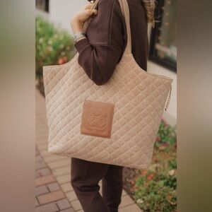 Maxi Quilted Tote Bag